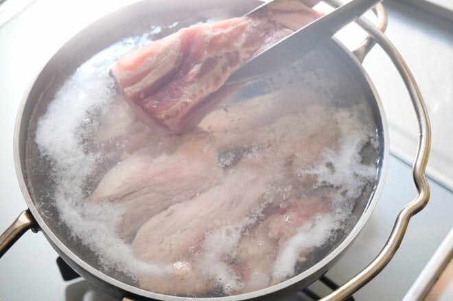 冬キャンプにもぴったり！  旨味たっぷりのスパイススープ「バクテー（肉骨茶）」レシピ【季節の外ごはん vol.64】の画像003