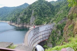 北海道・札幌中心部から50分「キャンプ・ダム・温泉・藤井聡太の勝負飯」1日中楽しめるドライブスポット「豊平峡」の魅力とは？【現地レポート】