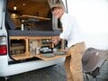 【予算30万＆製作期間2か月半】73歳人気YouTuberが「車中泊仕様にDIYカスタム」したジジイ流・愛車旅の楽しみ方の画像004