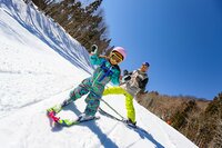 【子連れにおすすめ！ 2025/26シーズン】春こそ、スキー&スノボデビューのとき！ 「ファミリースキーに最適なスキー場」7選