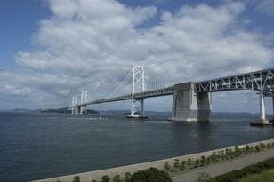 通るけど「写真は撮りにくい」名所・瀬戸大橋！  綺麗に撮れる「穴場スポット」教えます