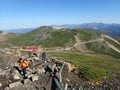 【晩秋登山】シャトルバス運行終了間近、澄みきった青空広がる「乗鞍岳」へ！  下山後は高原を散策して心身を癒す「歩治」を体験の画像006