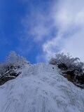 大迫力の天然氷瀑をアイスクライミングで登る！「究極の雪山の楽しみ方」スキーでアプローチして北海道・十勝の山奥へ！＜2021年 初冬＞の画像007