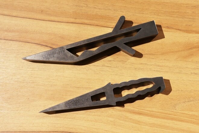 【ショップ店員に聞く！ イチ推しアウトドアギア】焚き火は「薪割り」も楽しく！  見た目も面白い特徴的な「斧&クサビ」〈アルペントーキョー vol.17〉の画像005