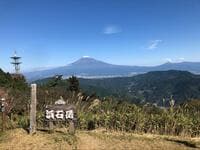 まさに360度の大パノラマ！　山頂からの「富士山&駿河湾」“往復4時間とは思えない”絶景「浜石岳」JR由比駅からハイキング「現地レポ」【静岡県静岡市】
