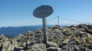登山者が恋に落ちる衝撃の「ニペドン」とは？  幻の百名山・北海道・東大雪最高峰のニペソツ山【実踏レポート】