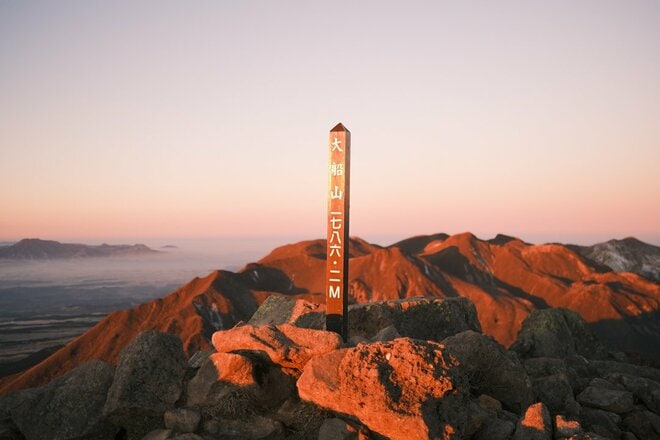 うっすら雪化粧に、立ちのぼる湯煙…「2月のくじゅう連山」にひろがる冬の絶景！  人気の初夏や紅葉シーズンにはない魅力「登山レポ」の画像009