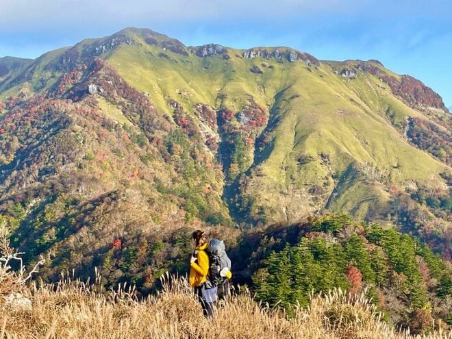 【外国人の私が感動した日本の紅葉】10月中旬以降も間に合う「おすすめ紅葉登山スポット」5選【日本で山登りはじめました vol.10】の画像001