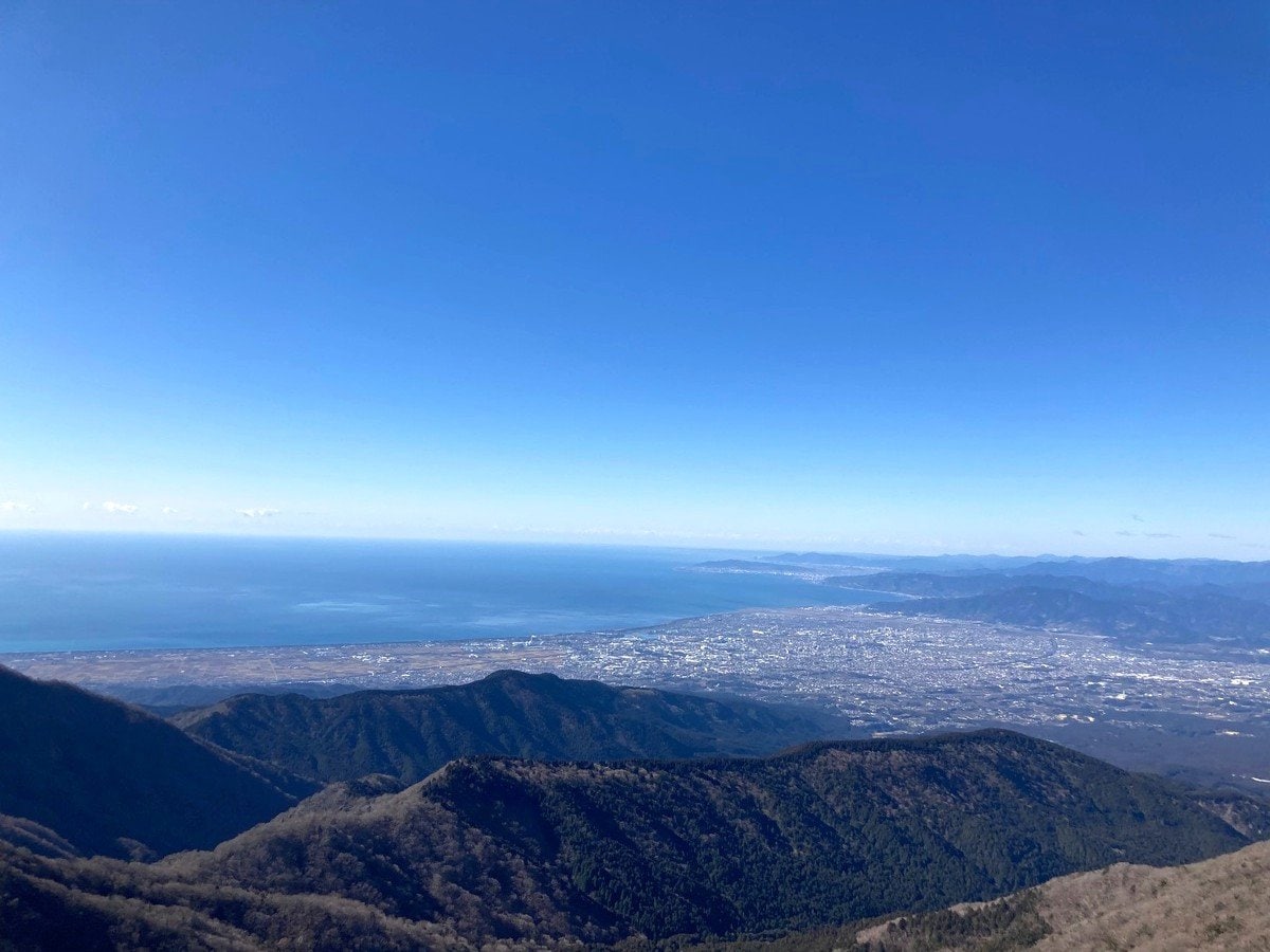 (2ページ目) 富士山との距離約12kmの近さ！ スケール感に圧 …
