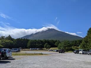 雨の登山道「3つのリスク」事故＆ケガ・体調・遭難「必須アイテム」と「山行リスケ」を決める判断基準とは！？