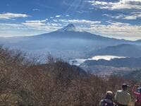 絶景「富士山＆河口湖」一本釣り！  豪快な景観が広がる「黒岳」展望スポット「FUJIYAMAテラス」経由「3時間ハイキング」レポ