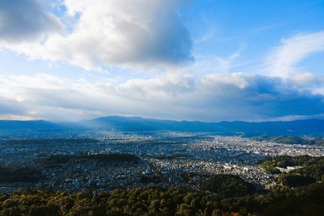 「11月の京都で静寂を楽しむ」 ごった返す観光地から離れ、低山のトレイルに没入する＜京都一周トレイル・大文字山＞【月めくりの低山カレンダー #11】の画像002