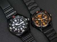 ＜2000円で買える抜群のコスパ！＞どっちが使える？「チープカシオ vs チープシチズン（Q&Q）」のダイバーズ風ウォッチ対決【低山小道具＆技術研究所 vol.21】