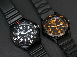 ＜2000円で買える抜群のコスパ！＞どっちが使える？「チープカシオ vs チープシチズン（Q&Q）」のダイバーズ風ウォッチ対決【低山小道具＆技術研究所 vol.21】