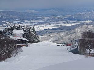 初心者スノーボーダーが知るべき、重大トラブルに繋がる「ゲレンデNG行動」3選！  回避に必要な “ほんの心がけ＆コツ” と合わせて解説
