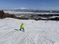 最高の雪質と北海道ならではの絶景！ 2つの空港からアクセスできる「富良野スキー場」 訪れたら「絶対に滑りたいコース」5選！【北海道富良野市】の画像004