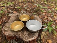 「実はカラフル」ブルーシートがタープに、焚火には「天然焚き付け」！ 「アウトドアグッズ代用品」でキャンプをお得に楽しむ「4つの節約術」