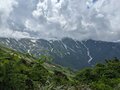 絶景の縦走路＆山頂パノラマ！ 百名山「大朝日岳」残雪「ゼブラ柄」と満開「ヒメサユリ」の彩り！ 1泊2日・東北「登山レポ」の画像002