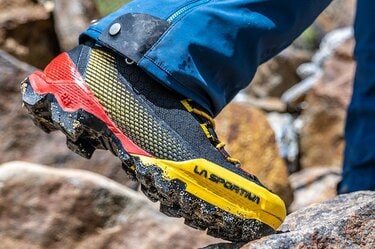 LA SPORTIVA  mountain  登山靴３時間着用　スポルティバ LA SPORTIVA（スポルティバ）】の新作「PRODIGIO HIKE GTX」は軽快