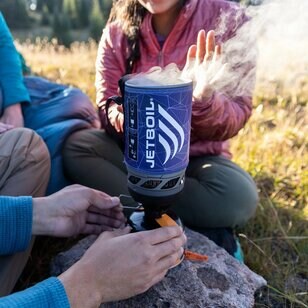 クッカー底部「フラックスリング」で熱損失を最小限化！「低燃費クッキング」アウトドアバーナー【JETBOIL】シリーズ