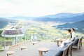 『ザ・ヴェランダ石打丸山』 越後の “絶景スポット” といえばココ！  今夏は幻想的な夕景や夜景が楽しめる「ナイトテラス」営業がスタート【特集・夏山で遊ぼう】の画像001