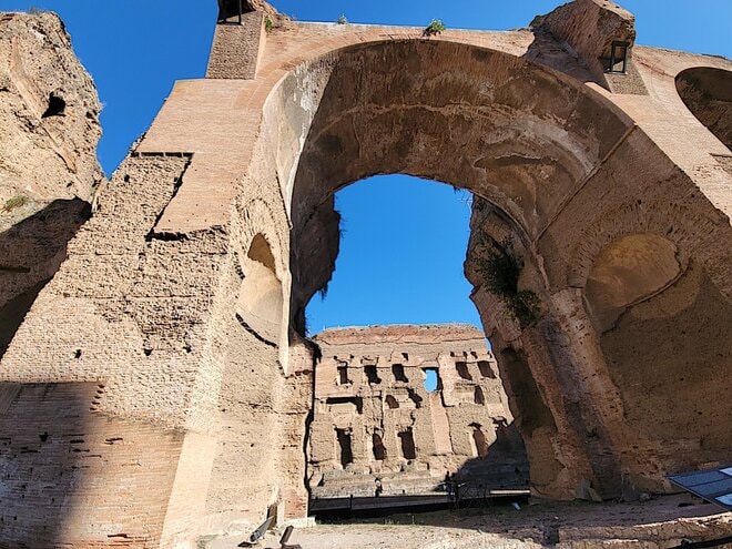 コロッセオからも徒歩圏内『テルマエロマエ』の世界へ！  古代ローマ人の健康ランド「カラカラ浴場」で平日のモーニング・ウォーク【ブーツの国の街角で vol.43】の画像013