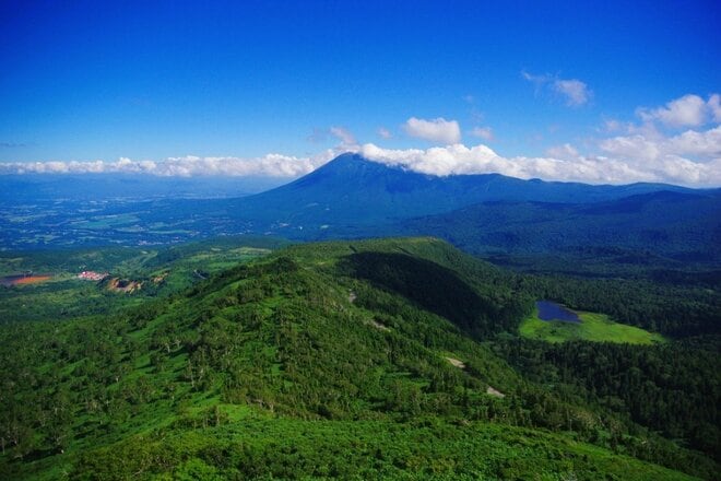 「8月は北の高原へ」 広大な森と変化に富む湿原を気持ちよく歩く＜日本百名山・八幡平＞【月めくりの低山カレンダー #08】の画像003