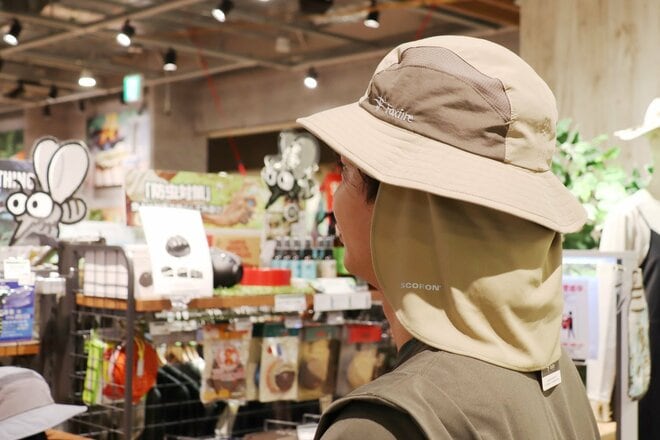 【ショップ店員に聞く！ イチ推しアウトドアギア】キーワードは「着る防虫」　防虫素材採用のハットとアームカバーがまだまだ活躍します！〈WILD-1 ゆめが丘ソラトス店 vol.3〉の画像006