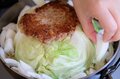 見た目のインパクト大！  ダッチオーブンで作る春のキャンプ飯「巻かないまるごとロールキャベツ」【季節の外ごはん vol.61】の画像016