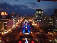 北の都の夜を彩る「さっぽろホワイトイルミネーション」開催中！  期間延長も決まって2022年2月の「さっぽろ雪まつり」と夢のコラボに期待！  北海道の冬の風物詩をダブルで楽しめる！！