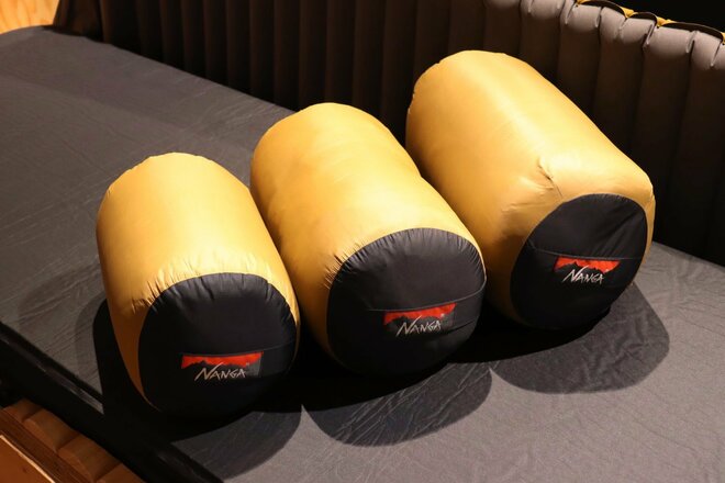 【ショップ店員に聞く！ イチ推しアウトドアギア】冬のテント泊はダウンたっぷりのシュラフが一番！  定番ナンガ「オーロラ」オリジナルモデル・3タイプ〈アルペントーキョー vol.21〉の画像002