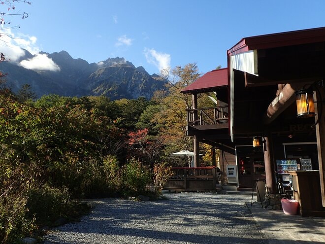 【晩秋登山】北アルプスの絶景をひとり占め！ 登山者の少ない “穴場” シーズンを狙って「涸沢」＆「奥穂高岳」への画像005