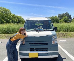 現役女性バンライファーの愛車大公開！「SUZUKIエブリィ」車中泊のための「総額」と「こだわりのDIY」ポイントとは？