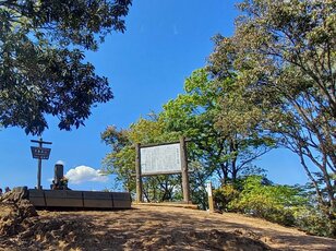 TVアニメ『ヤマノススメ』でおなじみ！  駅から歩ける「天覧山」＆「多峯主山」 雪の心配が少ない冬低山で “締め温泉” もOK！ 展望登山レポ【埼玉県飯能市】