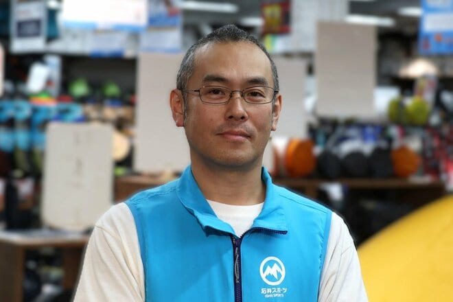 【ショップ店員に聞く！ はじめての“車中泊”グッズ】一番大切な “泊” の要「シュラフ」！  保温性・通気性も高い、イスカの「エアプラス 450」がオススメ〈石井スポーツ ヨドバシ新宿西口店 vol.9〉の画像006