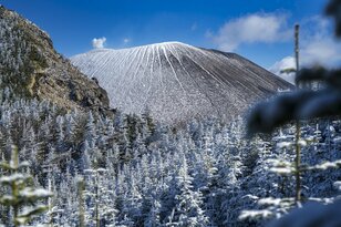ようやく出会えた！  青空の下に広がる浅間山の絶景 “ガトーショコラ” お待たせしました！ 「黒斑山」登山 【群馬県・長野県】 2024年