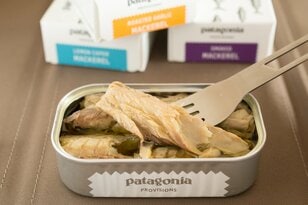 あの「パタゴニア」のサバ缶詰で作る！　キャンプのお手軽朝ご飯【缶詰博士の缶たん”CAN”P料理 vol.2】