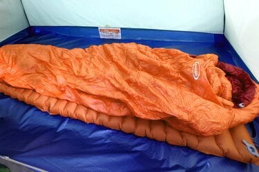 ショップ店員に聞く！ イチ推しアウトドアギア】春テント泊の寒暖差