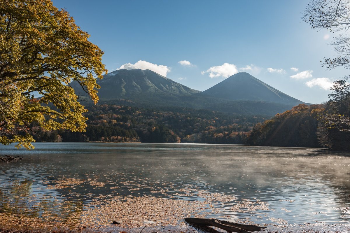 北海道 期間限定 神秘のダブルダイヤモンド 阿寒富士と雌阿寒岳の輝き 21年10月日 概要 トラベル ニュース Bravo Mountain