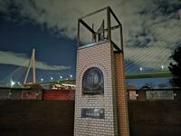 標高4.53m「元・日本一低い山」大阪・天保山のナイトハイク！「山頂から見上げる」夜景と地元グルメ