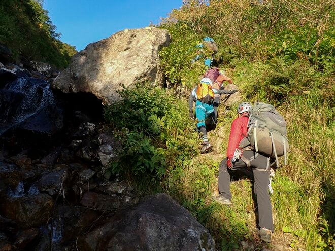 【日高山脈の山へ】 日本二百名山最難関の山、カムイエクウチカウシ山へ！  2024年・北海道の画像008