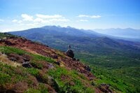 【手軽に絶景が見られるマイナールート】大展望の北八ヶ岳「茶臼山」と神秘の雨池を巡る“紅葉ハイク”＜レイク＆ハイク 後編＞【今日も山旅気分 vol.25】