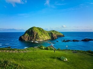 【ここは本当に日本？】記憶に残ること間違いなしな「絶景の島キャンプ場」3選【絶景キャンプ場ガイド-言葉を失うほどの風景に会いに行こう- vol.11】