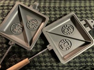 可能性は無限！  餃子、たこ焼きからアヒージョまで！  ホットサンドメーカーの絶品アレンジレシピ！