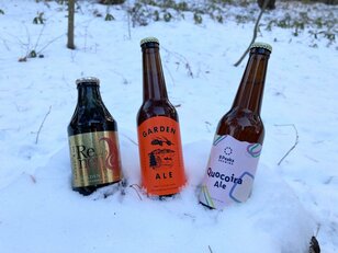 キャンプや登山を豊かにする！  長野「八ヶ岳」「諏訪」でしか味わえない絶品「クラフトビール」！  ラベルとロゴに込められた「深い意味」とは？