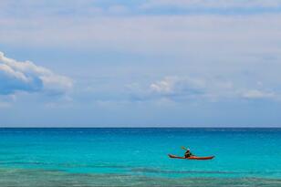 夏休み前に要チェック！「水遊び」を安全に楽しむための海上保安庁「ウォーターセーフティガイド」とおすすめ「ライフジャケット」3選