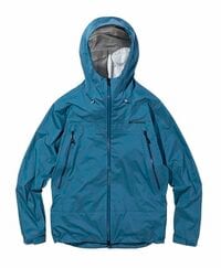 登山の三種の神器「達人たちからセレクトの基本を学ぶ」 日帰り基準で再点検【レインウエア編】