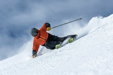 ROSSIGNOL（ロシニョール）】やはりロシニョールは冬が似合う！ 今