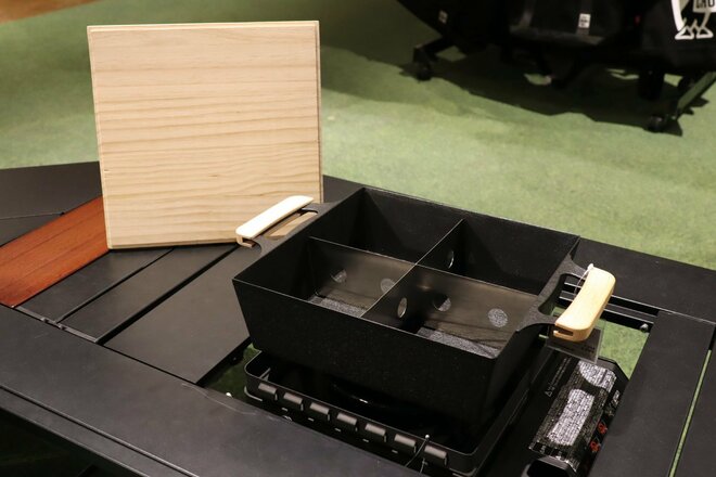 【ショップ店員に聞く！ イチ推しアウトドアギア】体の中から温まる「鍋＆おでん」に！  冬キャンプ＆自宅でも使える「スクエア鍋」〈アルペントーキョー vol.25〉の画像001