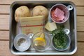 ホットサンドメーカーで作る大人も子供も大好き「ハッセルバックポテト」【季節の外ごはん vol.11】の画像002